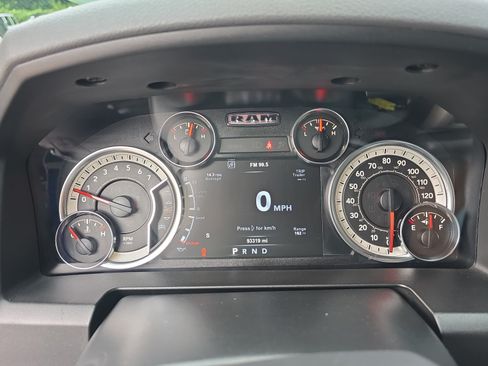 Used 2019 RAM 1500 Lone Star RWD image 17