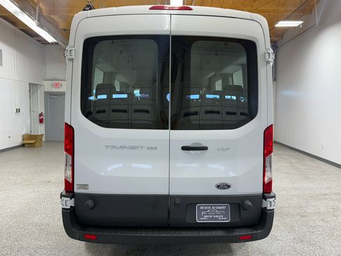 Used 2017 Ford Transit 350 XLT image 3