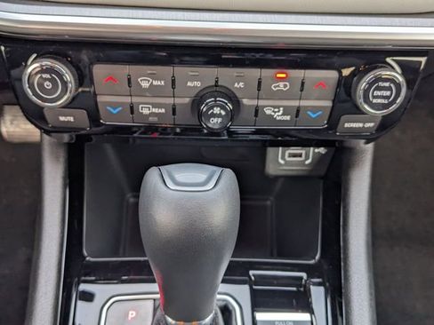 New 2025 Jeep Compass Limited w/ Sun & Sound Group image 15