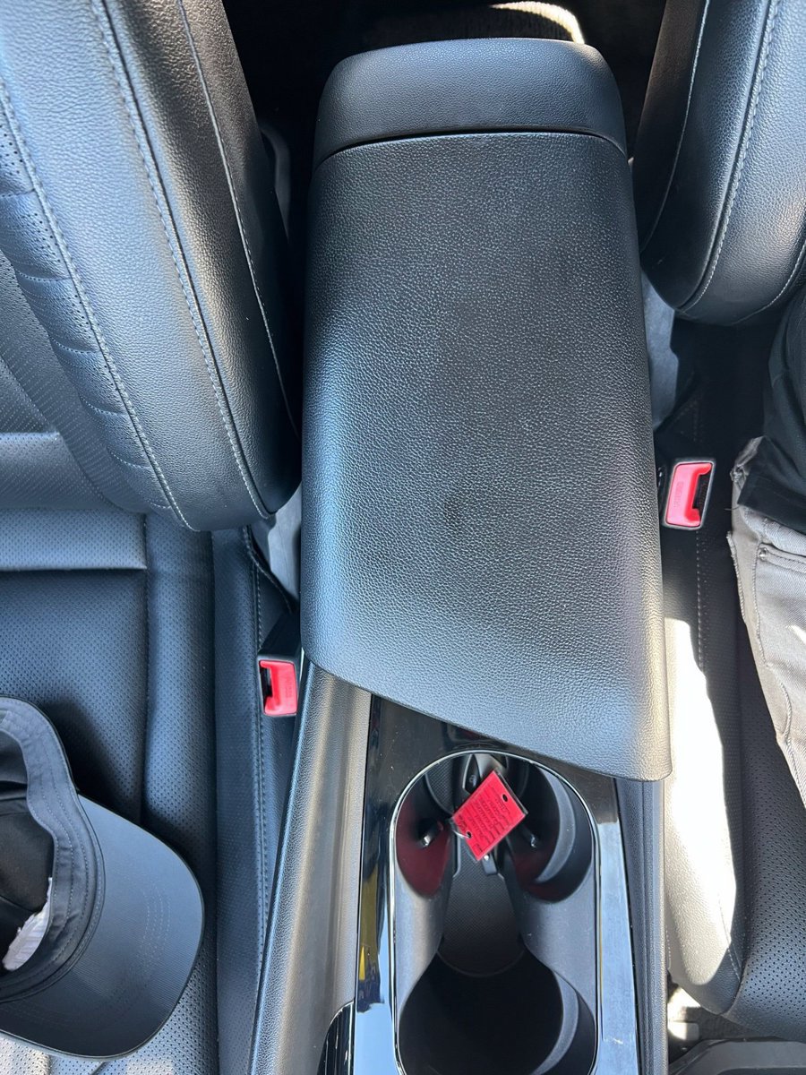 Used 2024 Hyundai Elantra Limited FWD image 41