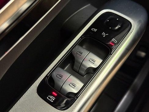 New 2025 Mercedes-Benz GLC 350e GLC 350e image 15