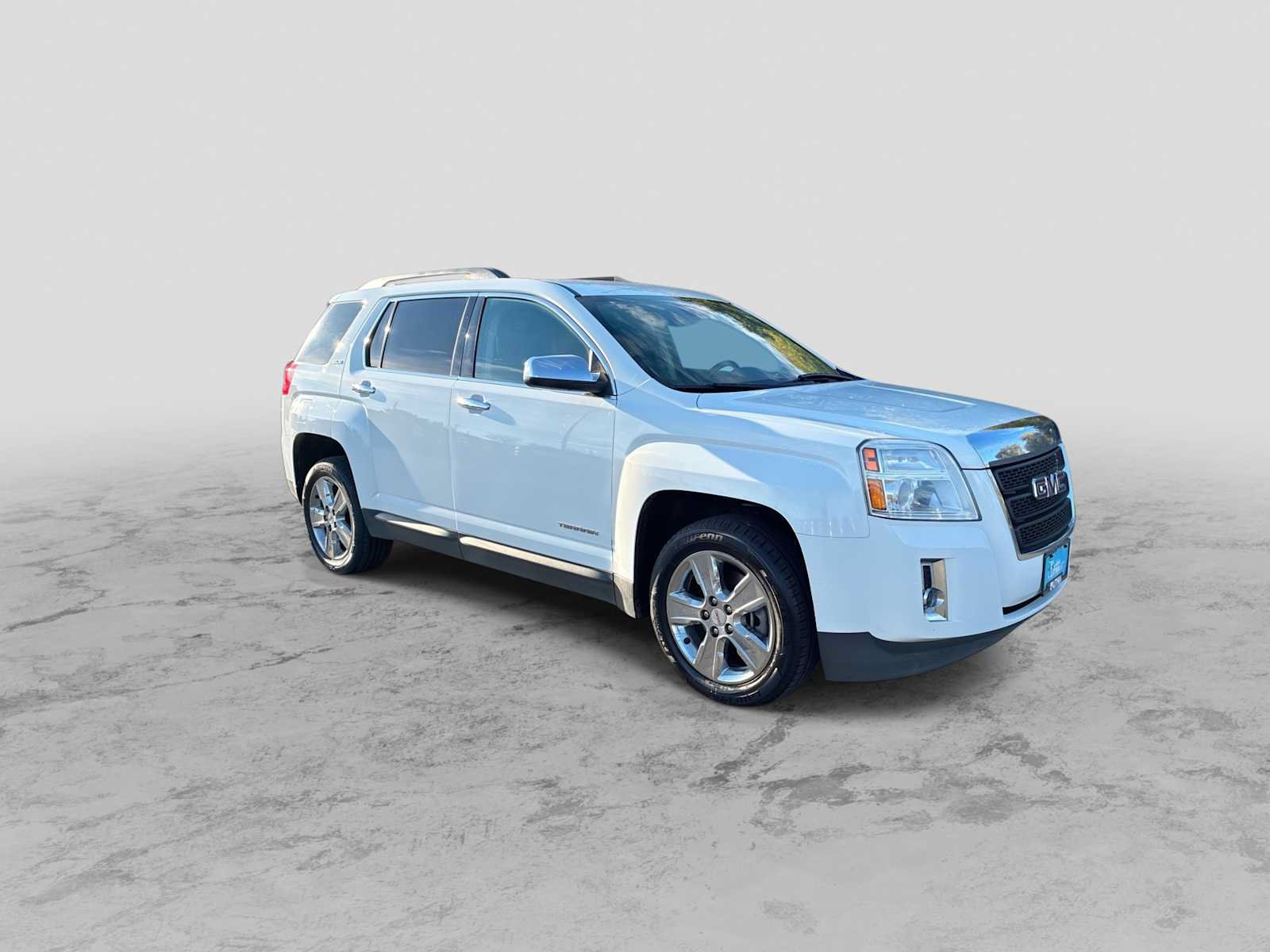 Used 2015 GMC Terrain SLE AWD/4WD image 2