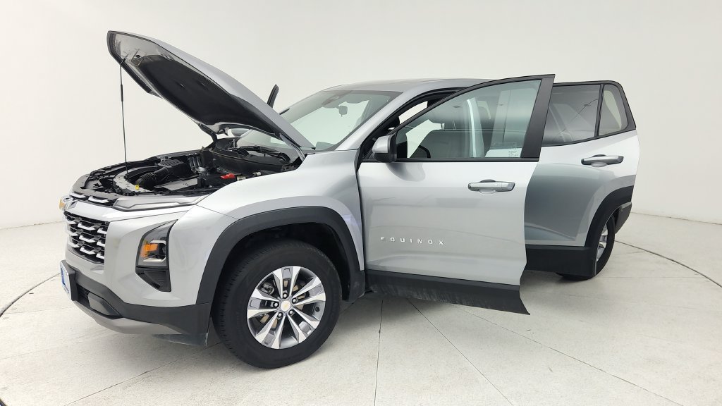 Used 2025 Chevrolet Equinox LT FWD image 10