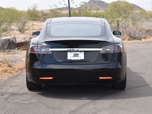 Used 2016 Tesla Model S P90D image 4