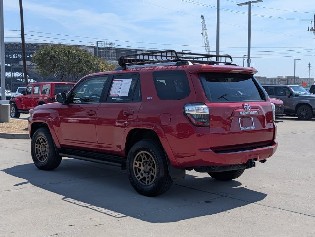 Certified 2024 Toyota 4Runner SR5 Premium w/ Moonroof Package AWD/4WD image 9