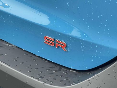 New 2025 Nissan Kicks SR image 8