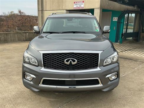 Used 2017 INFINITI QX80 4WD w/ Driver Assistance Package image 11