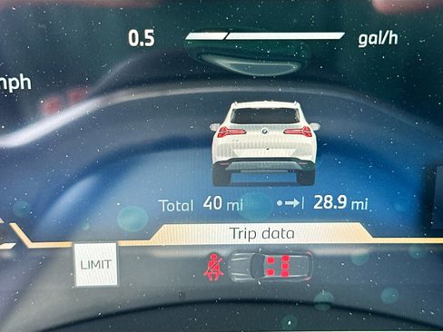 New 2025 BMW X3 xDrive30i w/ Convenience Package image 11