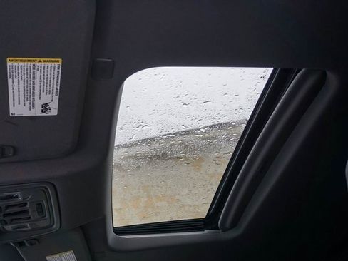 Used 2022 Chevrolet Silverado 1500 LTZ w/ LTZ Premium Package image 29