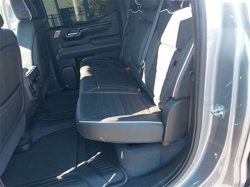 Used 2023 GMC Sierra 1500 AT4X image 14