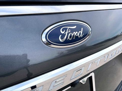 Used 2021 Ford Expedition Max Limited image 31