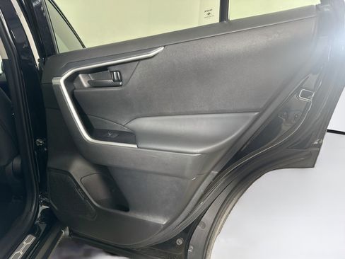 Used 2025 Toyota RAV4 LE FWD image 28
