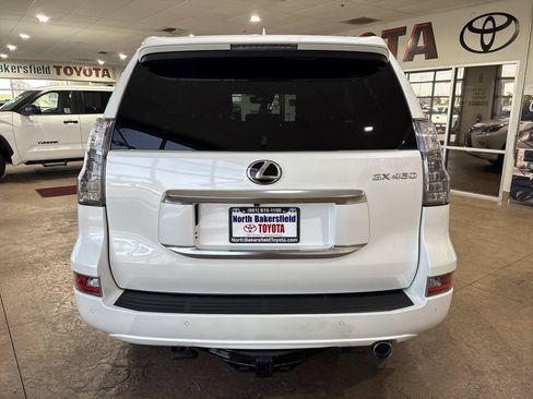 Used 2022 Lexus GX 460 Premium w/ Premium Package AWD/4WD image 9