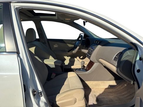Used 2010 Nissan Altima 2.5 S w/ Convenience Plus Pkg image 22