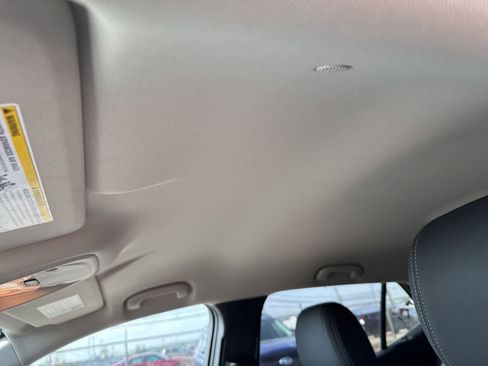 Used 2023 Buick Encore GX Preferred w/ Cold Weather Comfort Package AWD/4WD image 17