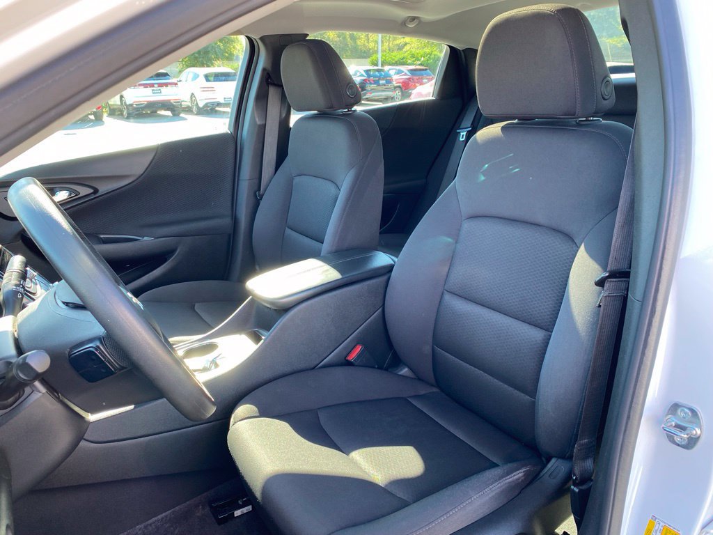 Used 2024 Chevrolet Malibu LT FWD image 24