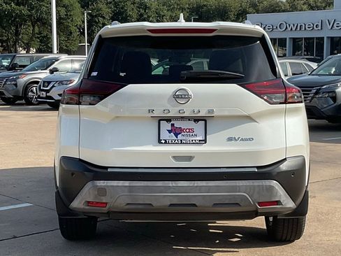 Used 2023 Nissan Rogue SV w/ SV Premium B Package AWD/4WD image 5