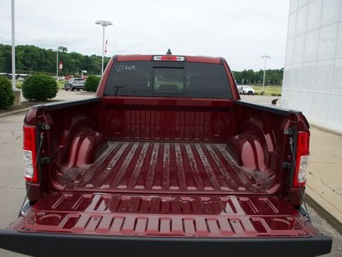 Used 2022 RAM 1500 Big Horn AWD/4WD image 11