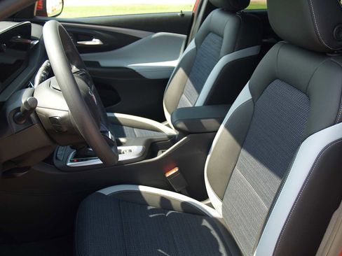 New 2026 Buick Envista Preferred w/ Advanced Safety Package image 18