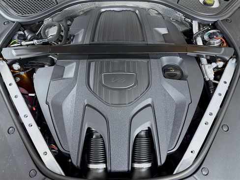 New 2026 Porsche Panamera image 31