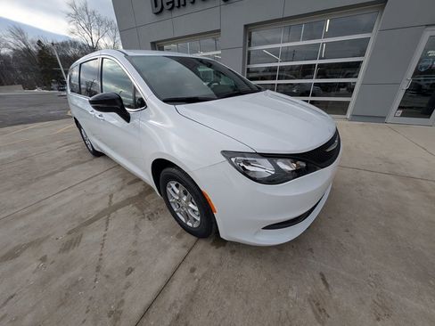 New 2026 Chrysler Voyager LX image 1