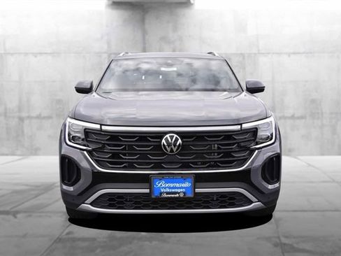 New 2026 Volkswagen Atlas Cross Sport SE image 4