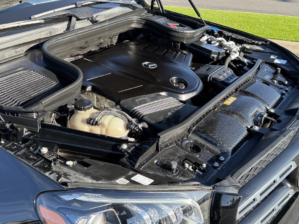 Used 2022 Mercedes-Benz GLS 450 4MATIC image 33