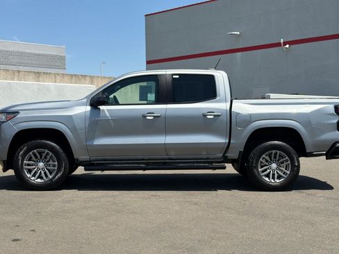 Used 2023 Chevrolet Colorado LT w/ LT Convenience Package RWD image 9