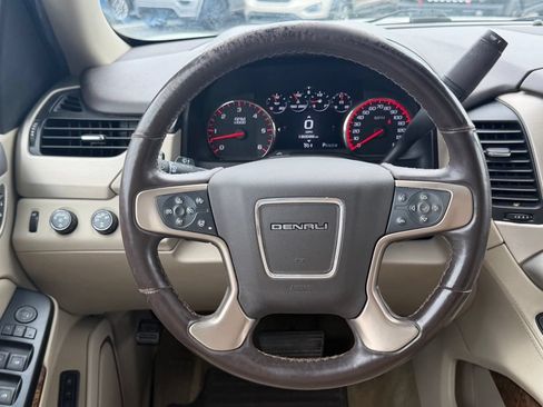 Used 2016 GMC Yukon XL Denali w/ Open Road Package AWD/4WD image 41