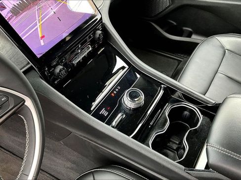 Used 2023 Jeep Grand Cherokee L Limited image 18