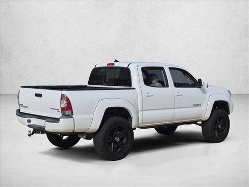 Used 2014 Toyota Tacoma PreRunner w/ TRD Sport Package RWD image 5