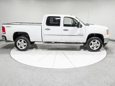 Used 2014 GMC Sierra 2500 SLE w/ HD SLE Premium Package AWD/4WD image 22