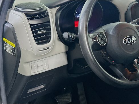Used 2017 Kia Soul w/ Convenience Package FWD image 16