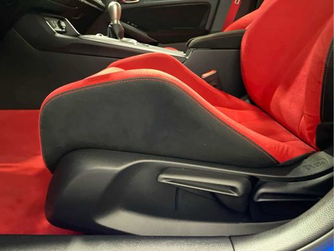 Used 2023 Honda Civic Type R image 13