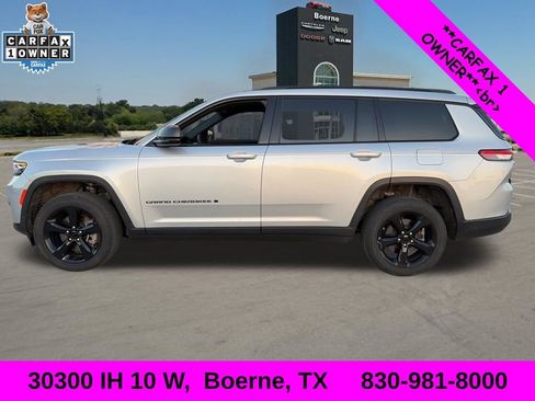 Used 2023 Jeep Grand Cherokee L Laredo image 1