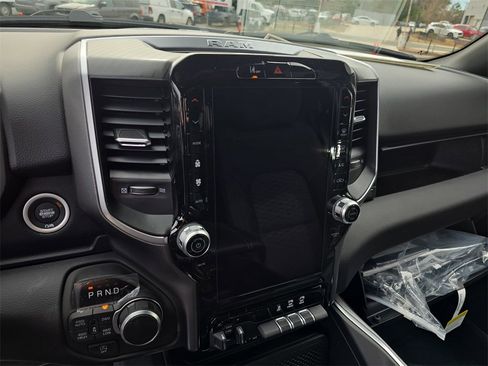 New 2026 RAM 1500 4x4 Crew Cab image 20