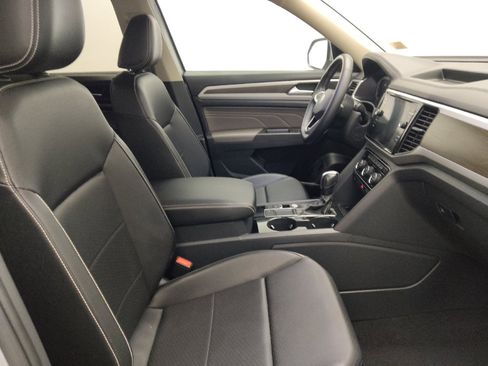 Used 2023 Volkswagen Atlas SE FWD image 21