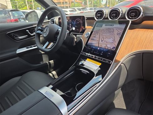 New 2025 Mercedes-Benz GLC 350e 4MATIC image 18