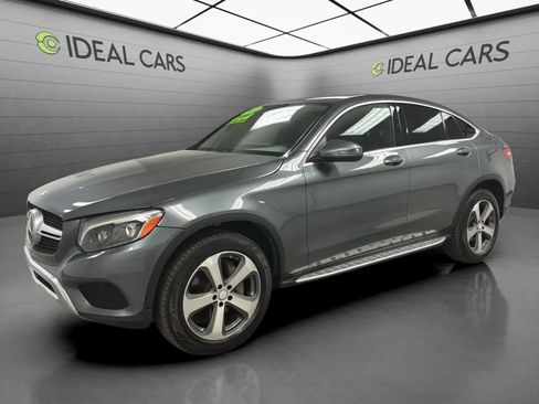 Used 2017 Mercedes-Benz GLC 300 4MATIC Coupe image 1