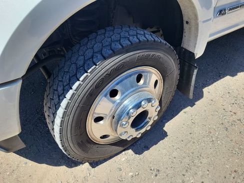 Used 2020 Ford F450 Platinum w/ FX4 Off-Road Package AWD/4WD image 4