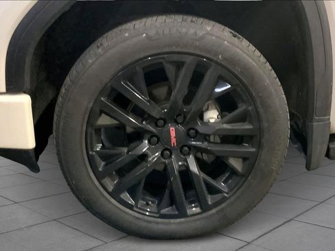 Used 2021 GMC Sierra 1500 Denali w/ Denali Ultimate Package image 10