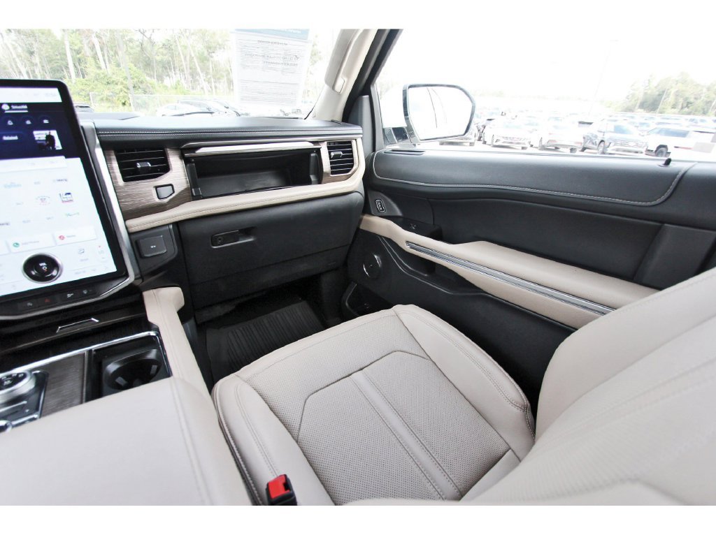 Certified 2023 Ford Expedition Max Limited AWD/4WD image 12