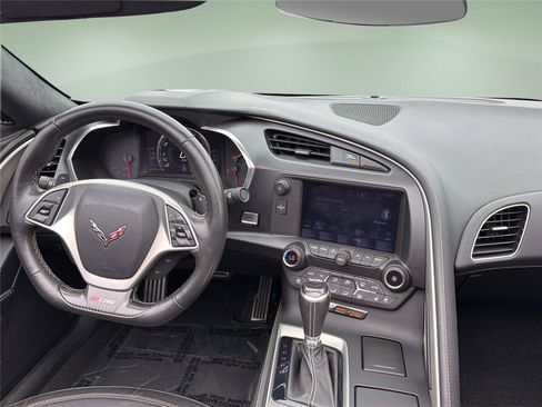 Used 2016 Chevrolet Corvette Z06 w/ 3LZ Preferred Equipment Group RWD image 10