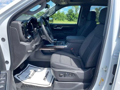 New 2026 Chevrolet Silverado 1500 RST w/ Convenience Package II AWD/4WD image 14