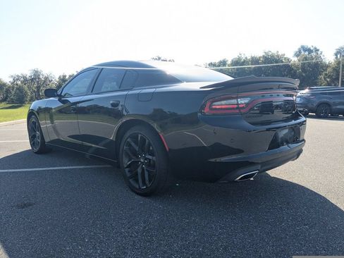 Used 2021 Dodge Charger SXT w/ Blacktop Package RWD image 6