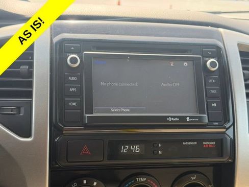 Used 2014 Toyota Tacoma PreRunner w/ SR5 Package RWD image 13