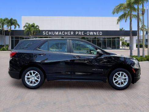 Used 2024 Chevrolet Equinox LS FWD image 8