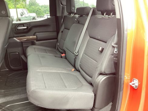 Used 2022 Chevrolet Silverado 1500 RST w/ Z71 Off-Road Package AWD/4WD image 13
