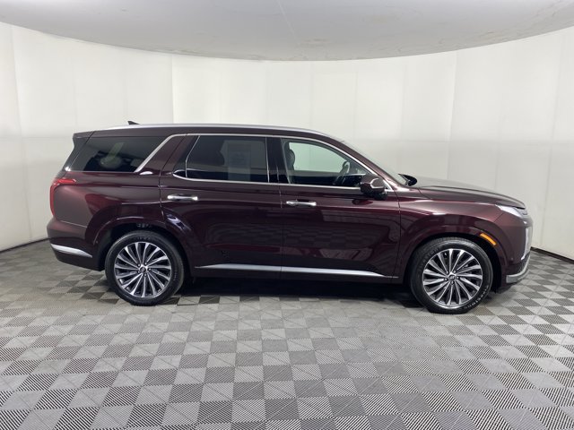 Used 2023 Hyundai Palisade Calligraphy w/ Cargo Package AWD/4WD image 8