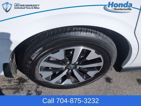 Certified 2025 Honda Odyssey EX-L image 10